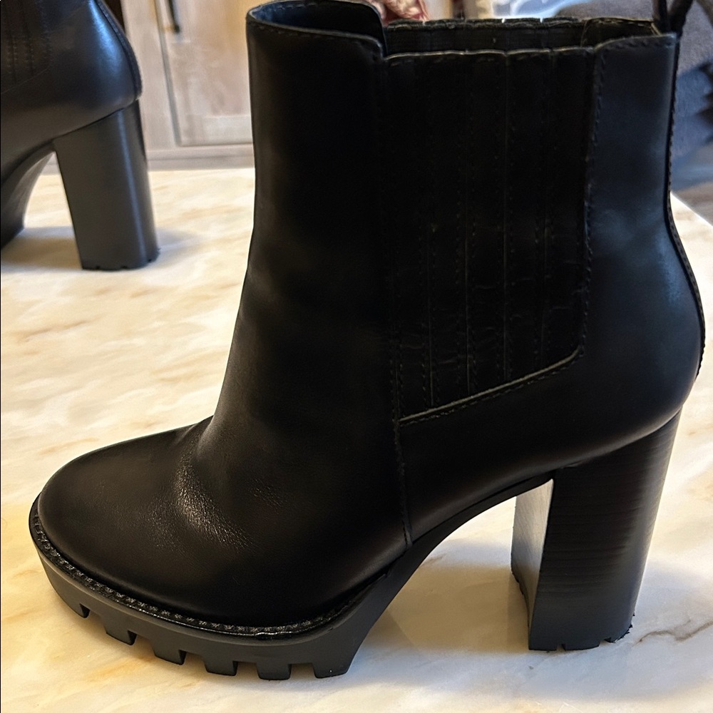 Antonio Melani Womens Pascal Leather Gore Detailed Lug Sole Platform Boots Sz 9 - Picture 4 of 14